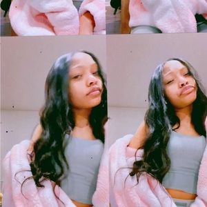 Meet your Posher, Dionni